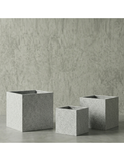 Angular Hafif Beton Saksı Angular Hafif Beton Saksı