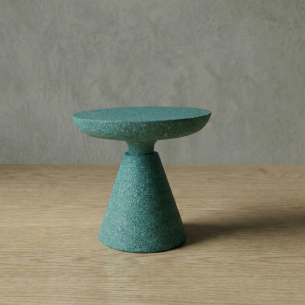 LİFE Hafif Beton Yan Sehpa